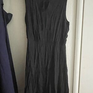 Elegant Black Sleeveless Dress